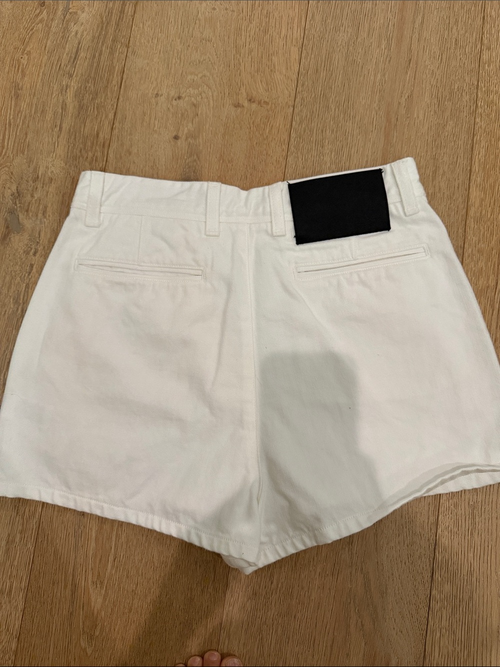 Rag & Bone High-Rise White Button-Front Women’s Shorts - Picture 4 of 4